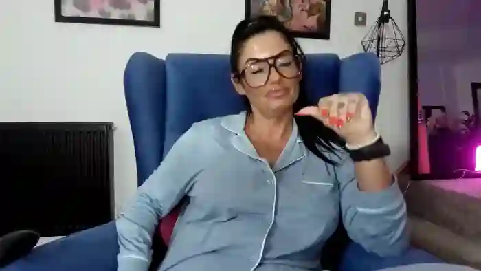BellaVixen23