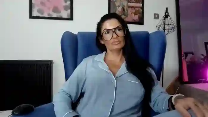 BellaVixen23