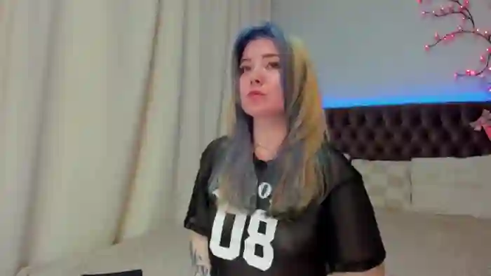 EllaMyerss