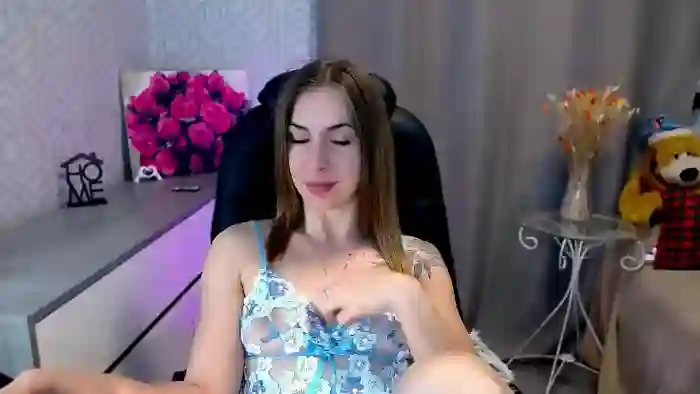 MeganNaughtyy