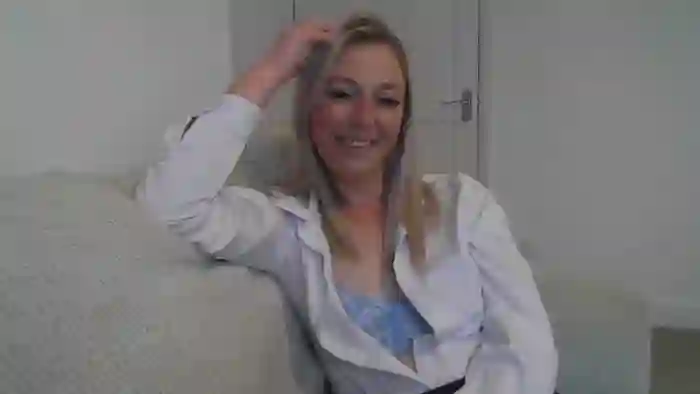 British_babe_jade