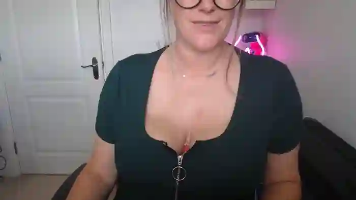 TittieTia19