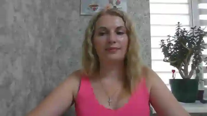 AngelicaRose33