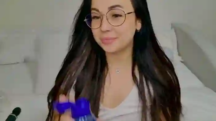 Eva_Sin69