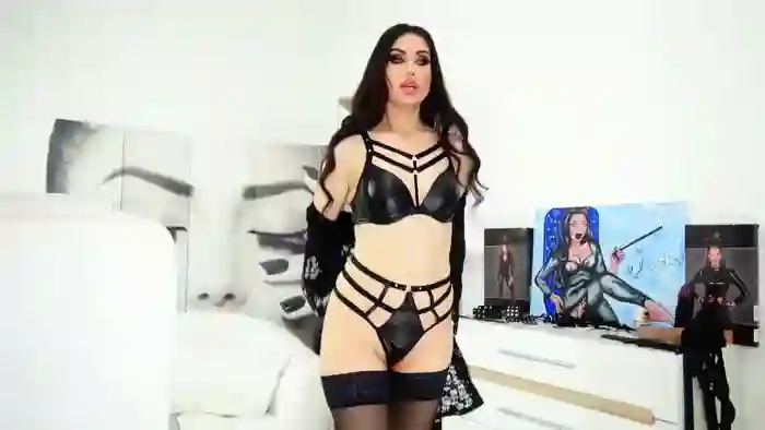 GoddessHelenaHot