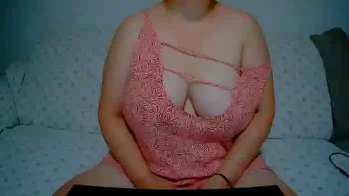 LadyofYourDreams19