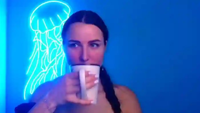 Scarlett_Wonder