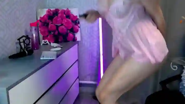 MeganNaughtyy