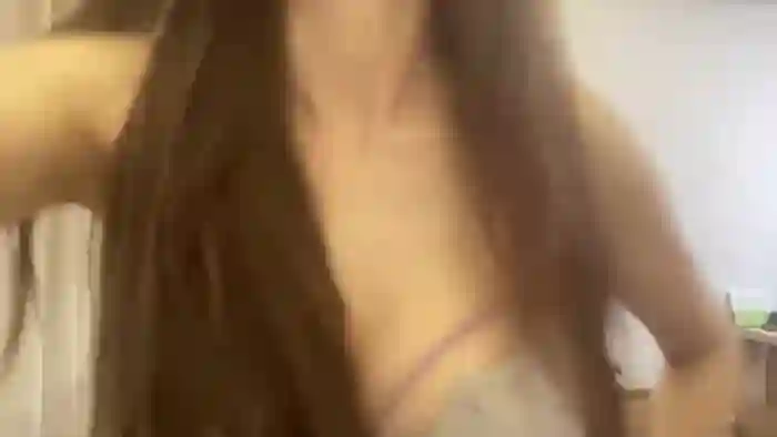 Skinny_Asian_Amanda