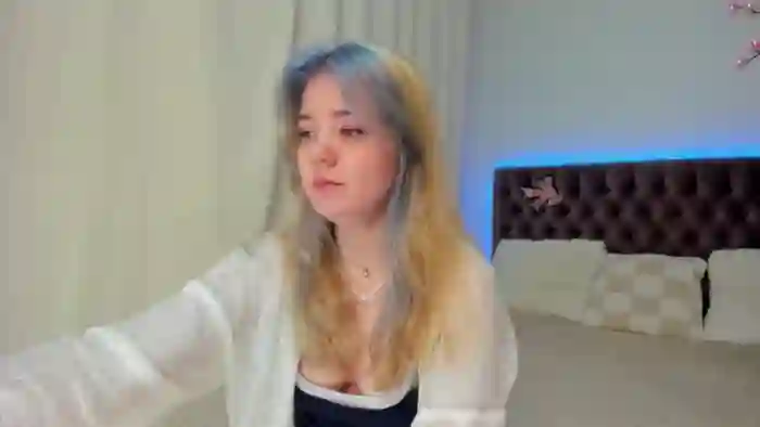 EllaMyerss