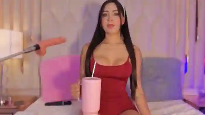 Tara_Red