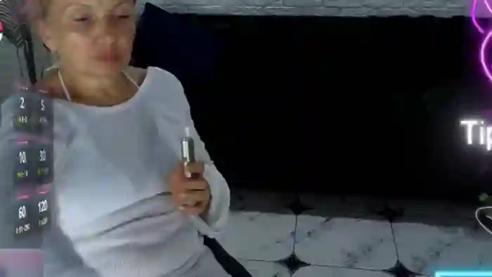 YrhotAbbyX