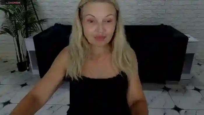 YrhotAbbyX