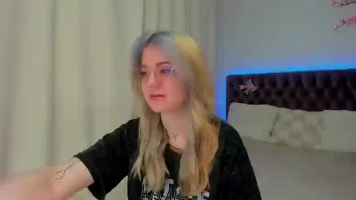 EllaMyerss