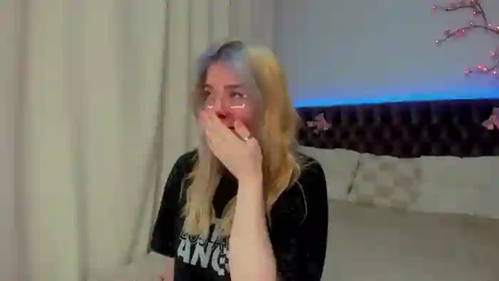 EllaMyerss