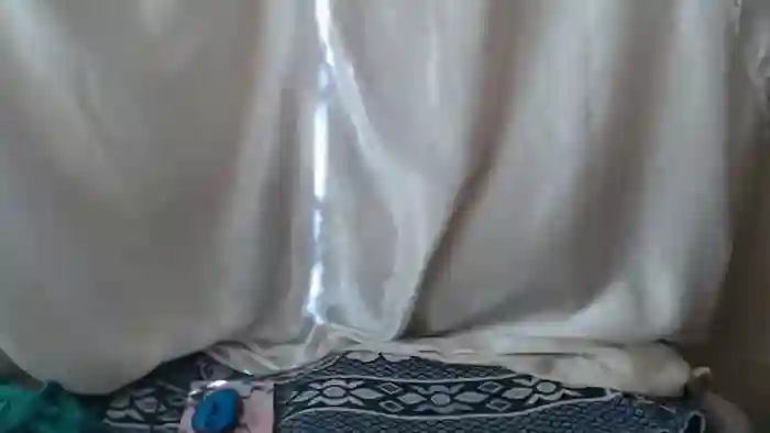 BettyGirlKiss