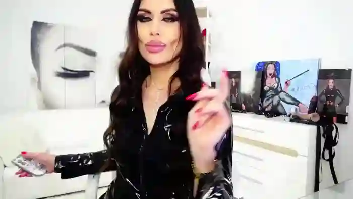 GoddessHelenaHot