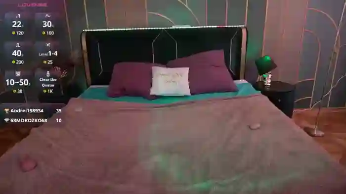 NikkiGoldX