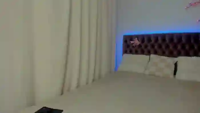 EllaMyerss