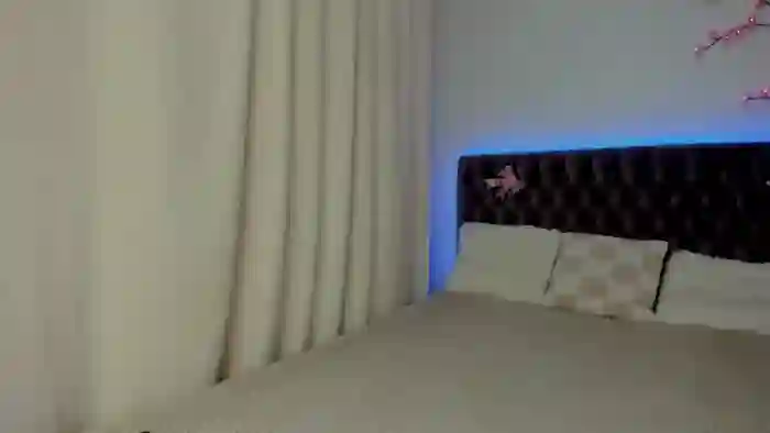 EllaMyerss