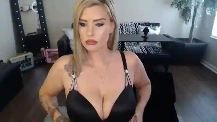 Ellie_Conrad