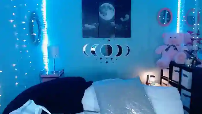 Lacey_Prescott