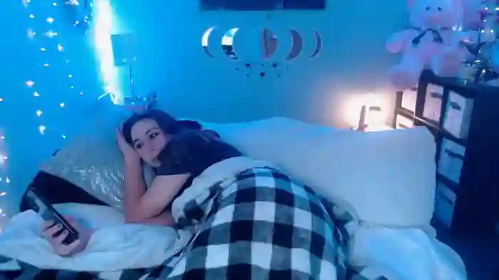Lacey_Prescott