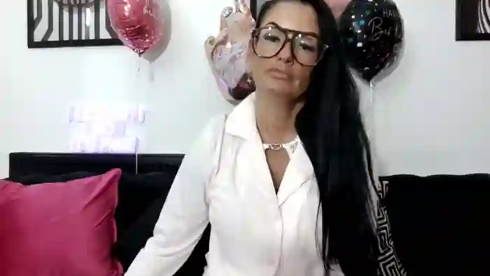 BellaVixen23