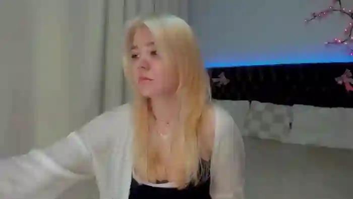 EllaMyerss