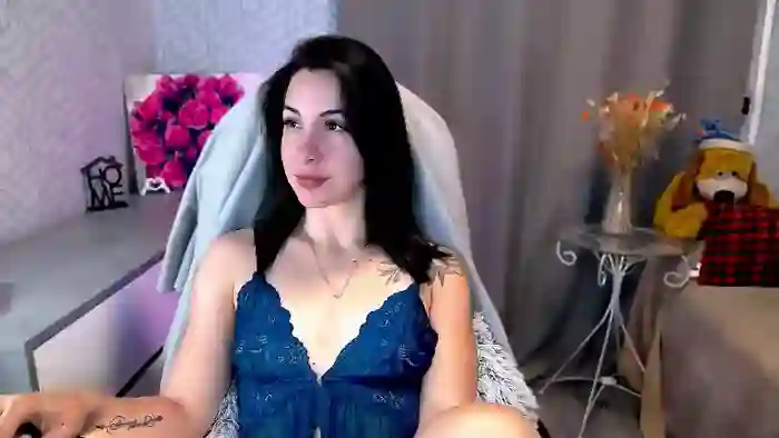 MeganNaughtyy