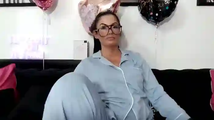 BellaVixen23