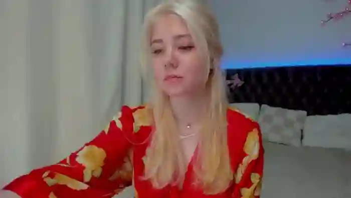 EllaMyerss