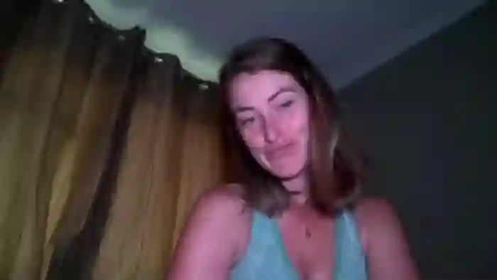 Luna_Valentina_UK