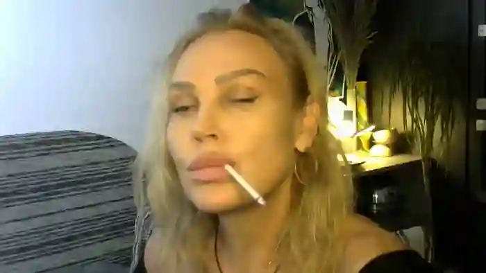 Evie_Paige