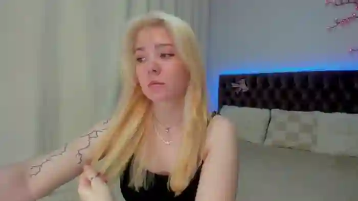 EllaMyerss
