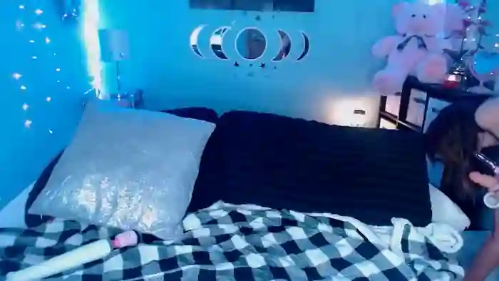 Lacey_Prescott