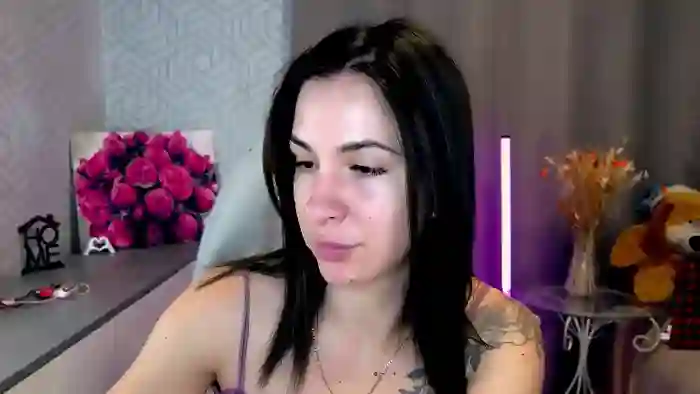 MeganNaughtyy