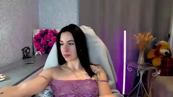MeganNaughtyy
