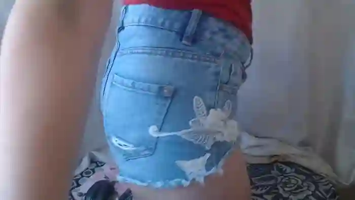 BettyGirlKiss