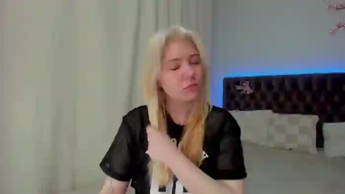 EllaMyerss