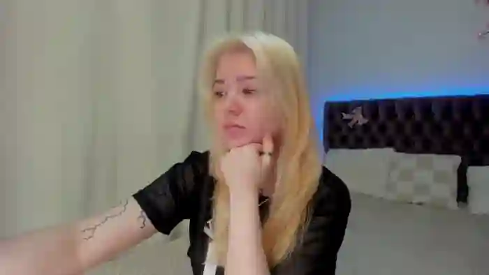 EllaMyerss