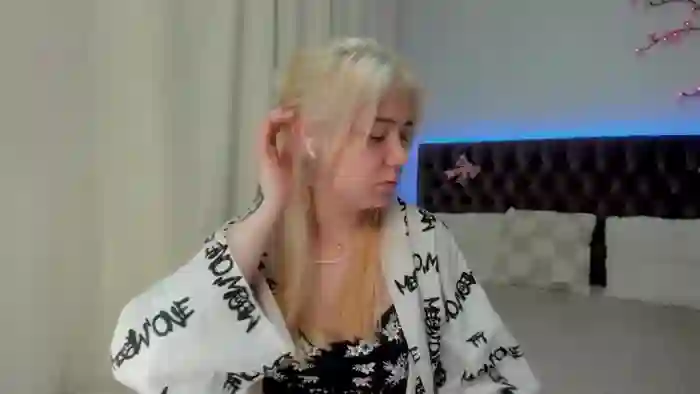 EllaMyerss