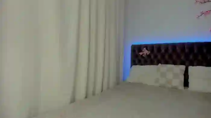 EllaMyerss