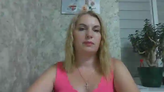 AngelicaRose33