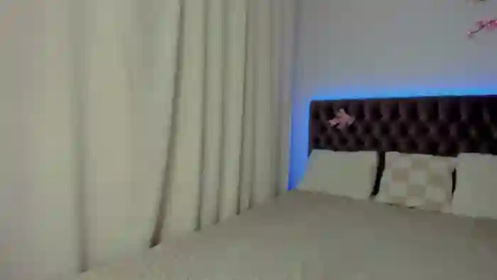 EllaMyerss