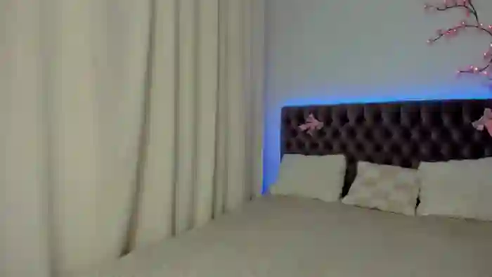 EllaMyerss