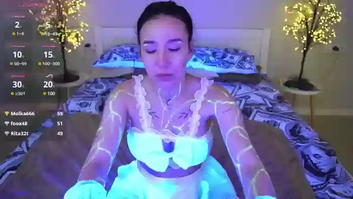 NikkiGoldX