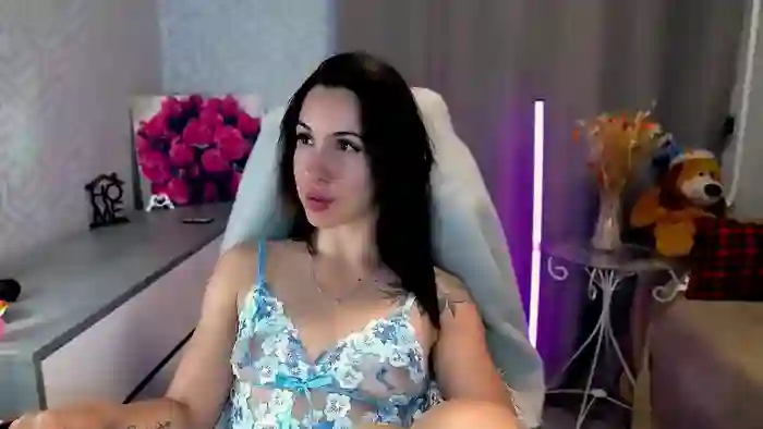 MeganNaughtyy