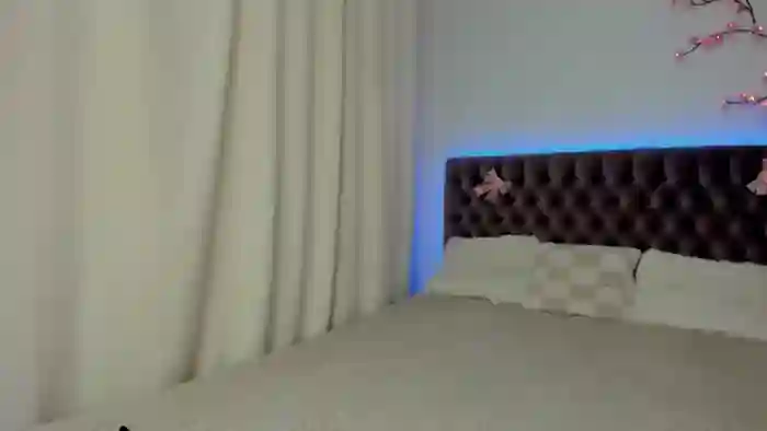 EllaMyerss