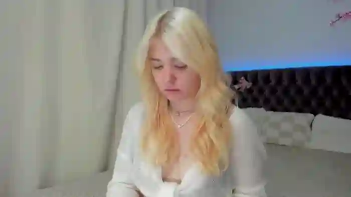EllaMyerss